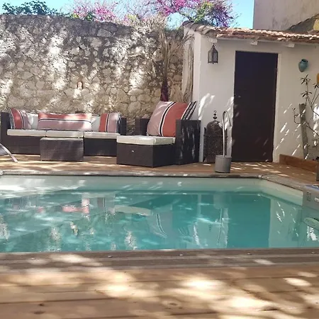 Bed & Breakfast La Demeure Du Pressoir Cuxac-d'Aude